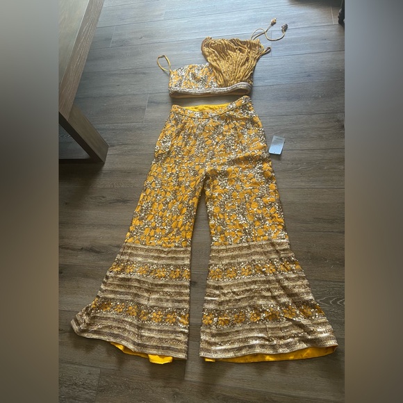 Sani Tanvi Palazzo Two-Piece Top & Pants - Picture 5 of 8